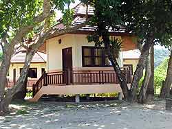 Front Bungalow im Coral Resort Koh Chang Kai Bae Beach